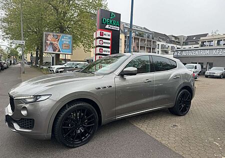 Maserati Levante Modena NAVI XENON LEDER EGSD KAMERA