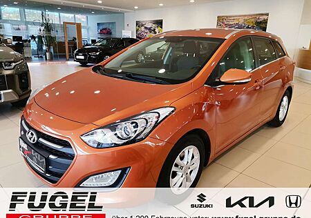 Hyundai i30 gebraucht kaufen Hyundai i30 CW 1.6GDi AT SHZ|Temp|PDC|Alu|Metallic