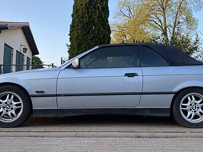 BMW 328 328i