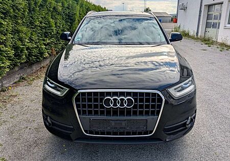 Audi Q3 *2.Hand*Automatik*AHK*Pano*