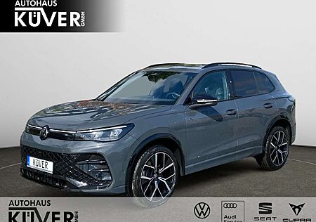 VW Tiguan Volkswagen R-Line 2,0 TSI DSG 4M+Pano+AHK+Matrix+ACC