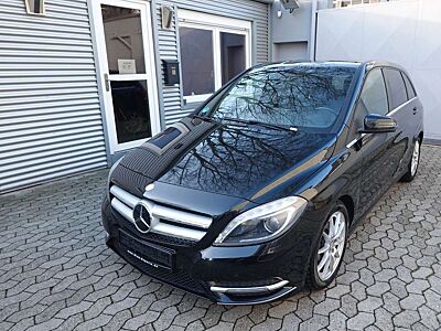 Mercedes-Benz B 220 4Matic Tempomat BiXenon NAVI StandHeizung