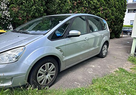 Ford S-Max 2.3 Titanium