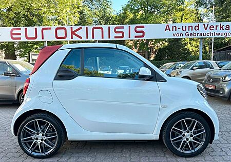 Smart ForTwo Cabrio BRABUS Xcl DCT*LEDER*NAVI*JBL*KAM