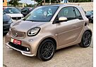 Smart ForTwo BRABUS ®SportPaket_Champagne beige_Ambiente_LED