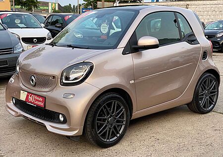 Smart ForTwo BRABUS ®SportPaket_Champagne beige_Ambiente_LED