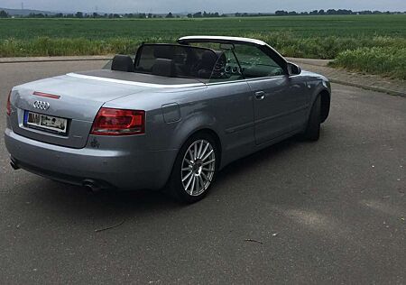 Audi A4 Cabriolet 2.0 TFSI multitronic