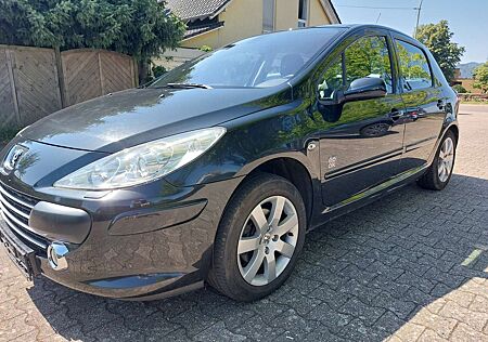 Peugeot 307 Platinum /1-Hand Serviceheft Klimaaut, Xenon, Alu