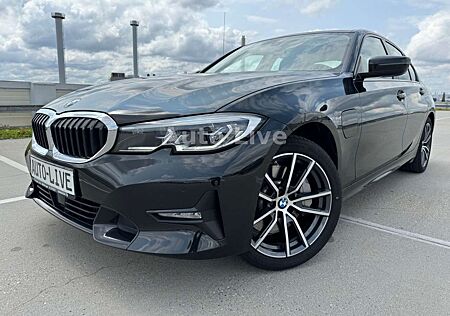 BMW 330 e xDrive*SAG*SPORT-LINE*LASER*VIRTUAL*HEAD-UP