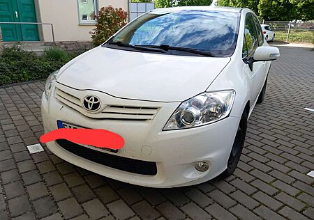 Toyota Auris 1.33 VVT-i Travel