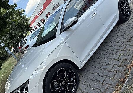 Skoda Octavia 2.0 TDI 110 kW Selection