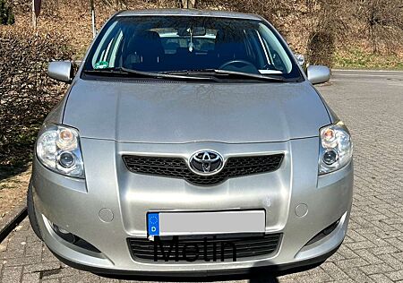Toyota Auris 1.6 VVT-i Sol
