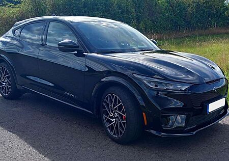 Ford Mustang Mach-E AWD GT