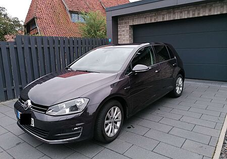 VW Golf Volkswagen VII 5-Türer 1.2 TSI BlueMotion Lounge