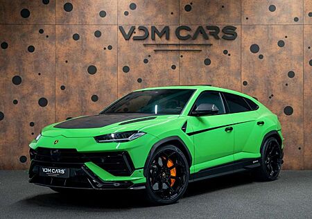 Lamborghini Urus 4.0 V8 Performante *AKRA*FULL CARBON*PANO*