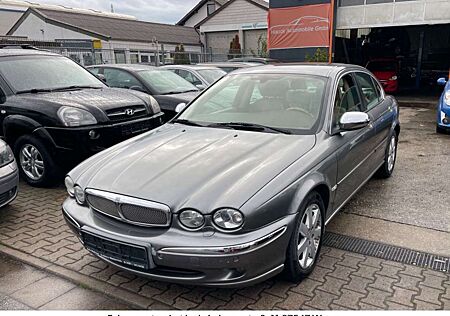 Jaguar X-Type 2.2 D Executive/Diesel/Leder/Tüv02.2025