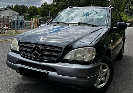 Mercedes-Benz ML 320 *Ahk*Shz*Schiebedach*Alu*Bremsen-neu*TOP*