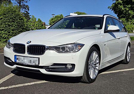 BMW 320d 320 Touring Aut. Sport Line