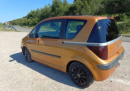 Peugeot 1007 1.4 HDi 70ch BLUE LION Sporty Pack