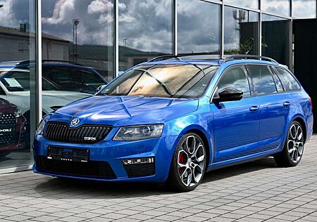 Skoda Octavia 2.0 TDI Green tec DSG RS Combi *AHK*STHZ*PANORAMA*