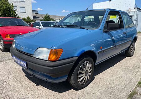 Ford Fiesta 1,1 GFJ NUR 127.402 KM !!! KAT NEU !!!