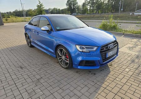 Audi S3 Limousine, B&O, Acrapovic, Pano, Matrix LED