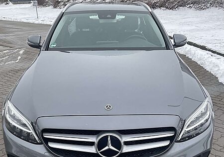 Mercedes-Benz C 180 T 9G-TRONICAvantgarde