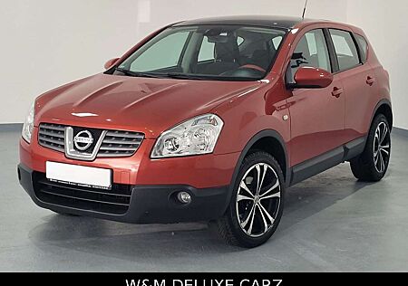 Nissan Qashqai Visia 4X4/Klima/Panorama/PDC/SHZ/AHK/Tem