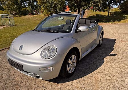 VW New Beetle Volkswagen Cabriolet 2.0 Highline/ erst 95.000km