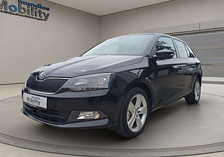 Skoda Fabia Combi Joy DSG Navi SHZ PDC Cam