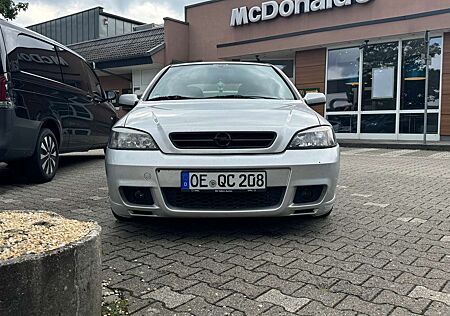 Opel Astra 1.6 Coupe