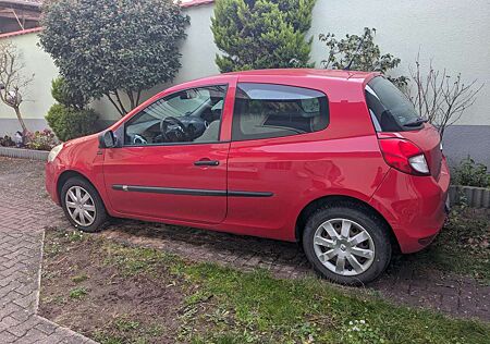 Renault Clio 3-Türer 1.2 16V 75 Yahoo!