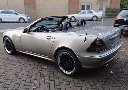 Mercedes-Benz SLK 200 gebraucht kaufen Mercedes-Benz SLK 200 Kompressor (170.)KLIMA SERVO ZV TOP ZUST.