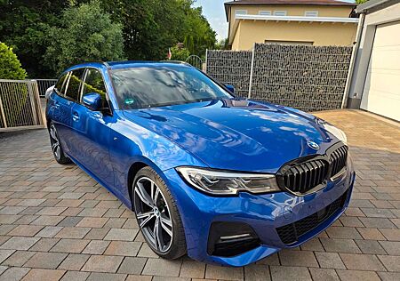 BMW 320 d M Paket LivePR HUD Hifi Kom Laser ACC 19