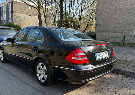 Mercedes-Benz E 320 Avantgarde