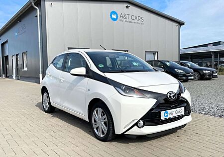 Toyota Others Aygo AYGO X-Play/2. Hand/Klima/Rückfahrkamera