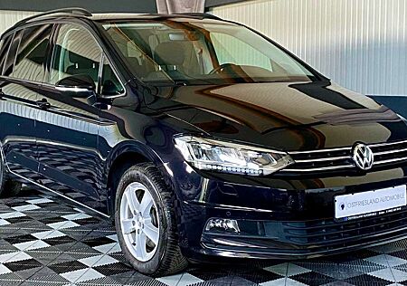 VW Touran Volkswagen Comfortline Facelift, 1 Hand, Navi, LED