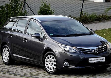 Toyota Avensis Kombi *KAMERA *FACELIFT* NAVI* TEMPOMAT*