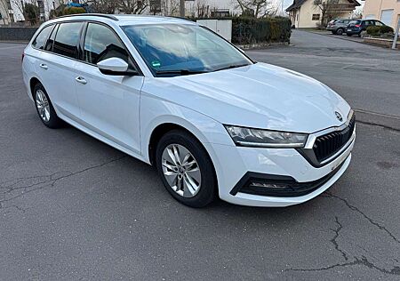Skoda Octavia Combi Ambition Navi