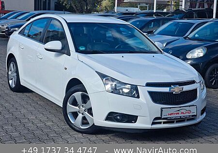 Chevrolet Cruze LT 1.8|Navi|Leder|Sitzheiz|AHK|PDC|Allwett