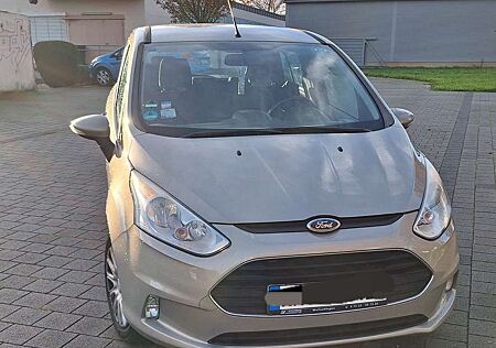 Ford B-Max 1.0 EcoBoost Titanium