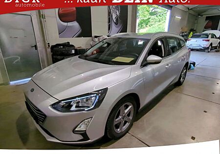 Ford Focus Turnier Titanium 1.5EB TEMP/NAVI/PDC/SHZ/8