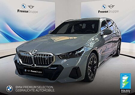 BMW i5 eDrive40 Touring M Sportpaket Head-Up DAB