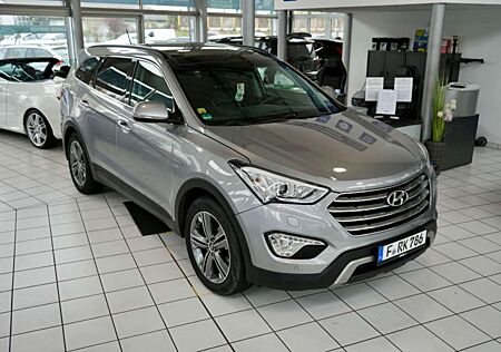 Hyundai Grand Santa Fe Premium 4WD*Navi*Kamera*Panorama*