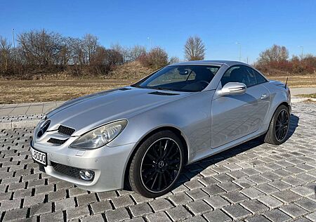 Mercedes-Benz SLK 280 7G-TRONIC Sport Edition
