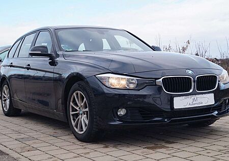 BMW 320 i Touring Panorama Klimaaut Professional HiFi