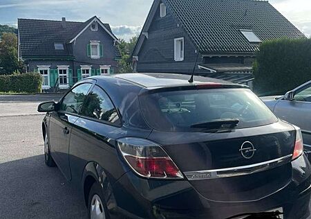 Opel Astra GTC 1.6