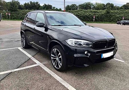 BMW X5 xDrive30d Leder Navi HeadUp AHK M-Paket