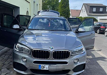 BMW X5 xDrive30d M-Paket, 7 Sitzer, WENIG KM