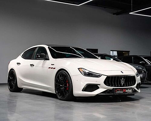 Maserati Ghibli 3.8 V8 Trofeo CarbonPack-360°-21"